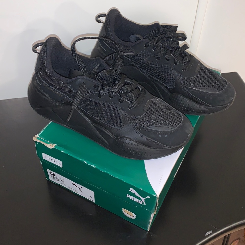 Puma sneakers